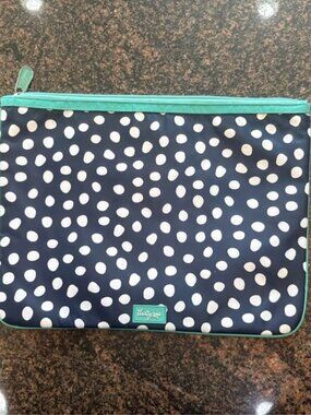 Thirty One Folder Organizer in Navy Dancing Dot